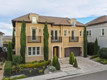2049 Elderberry Dr