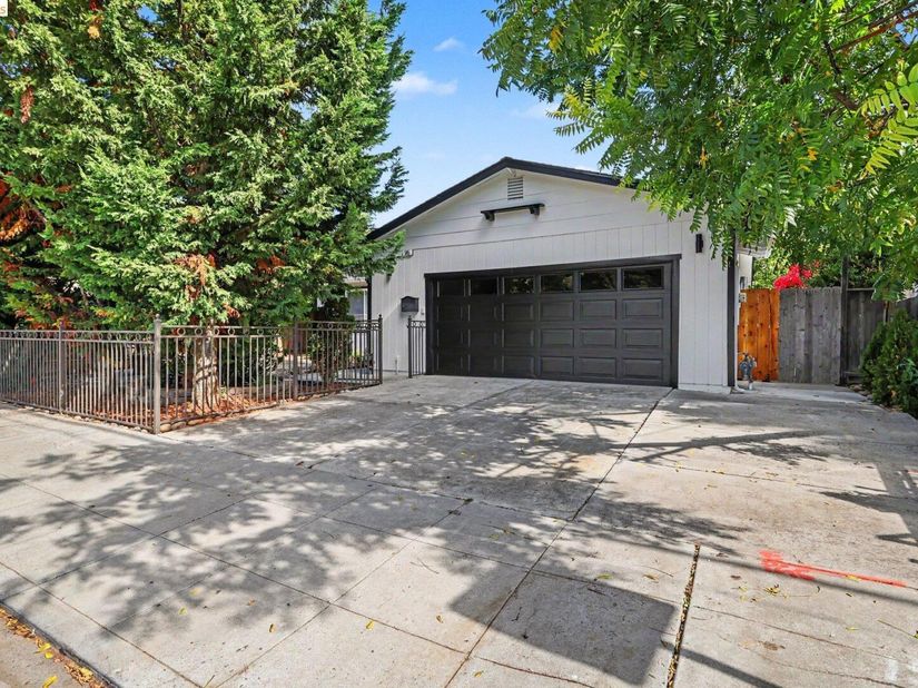 545 E Arques Ave, Sunnyvale CA 94085