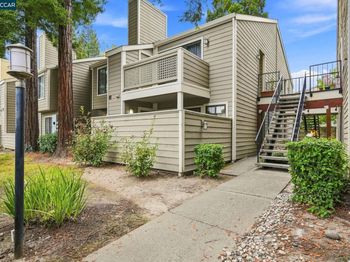 290 Eastridge Dr