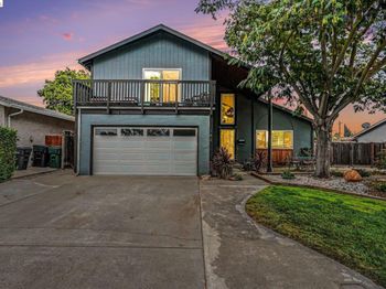 182 Anna Maria St