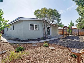 107 De Normandie Way