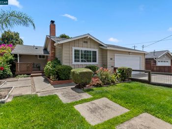 2674 E Olivera Rd