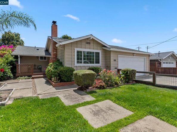 2674 E Olivera Rd, Concord CA 94519