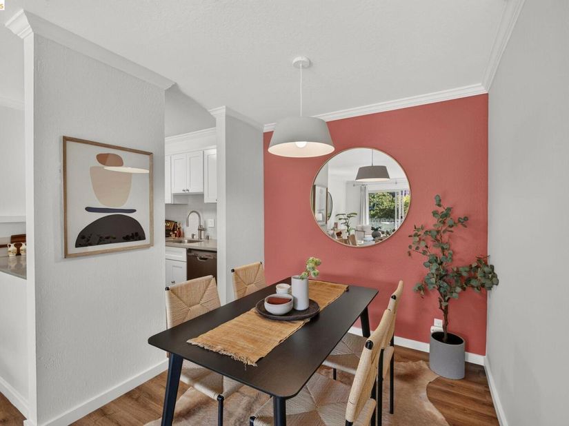 555 Jean St 319, Oakland CA 94610
