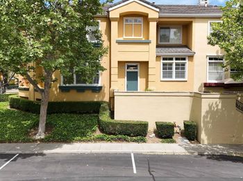 3412 Fitzsimmons Cmn