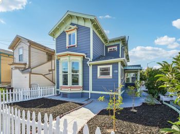 1549 5Th Ave
