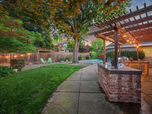 2030 Smith Lane, Concord CA 94518