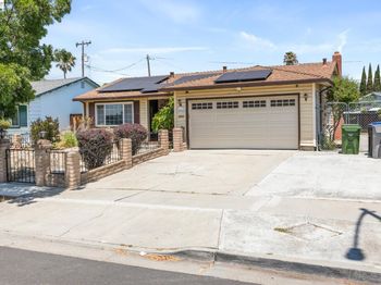 2966 Ridgemont Dr