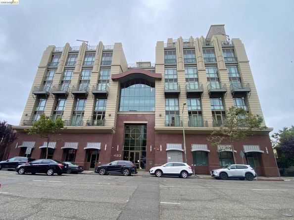 423 7th Street 313, Oakland CA 94607