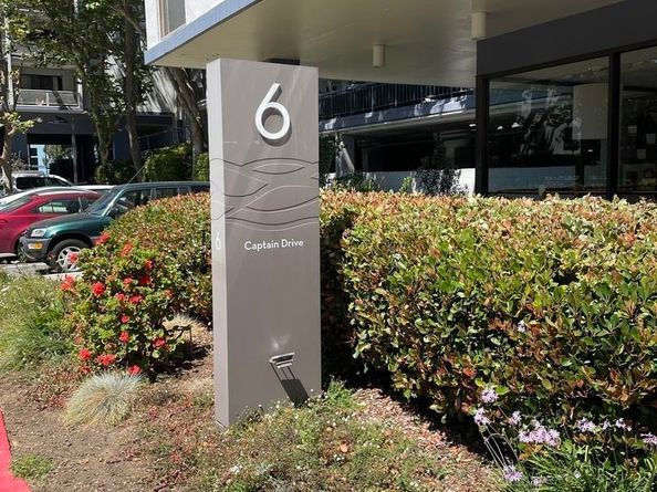 Undisclosed Address #41108229, Emeryville CA 94608