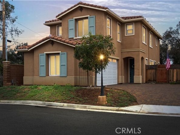 2010 Brentwood Pl., Claremont CA 91711