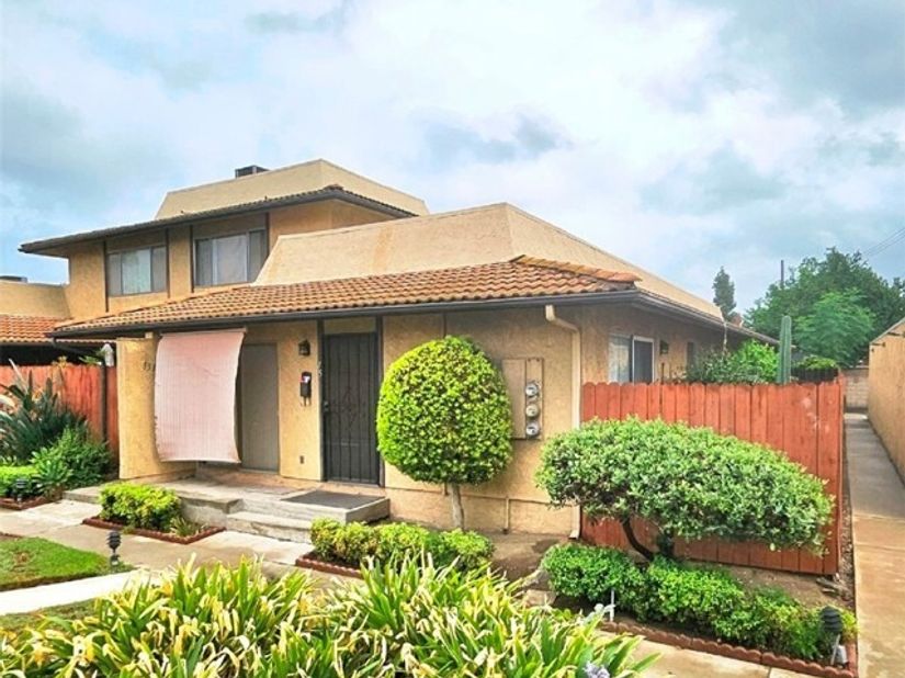 5530 Welland Ave. 15, Temple City CA 91780