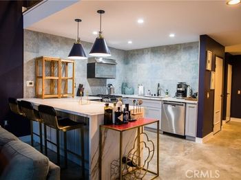 101 W Mission Boulevard