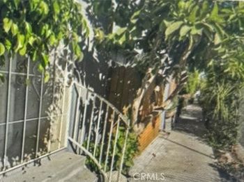 9332 Van Nuys Blvd
