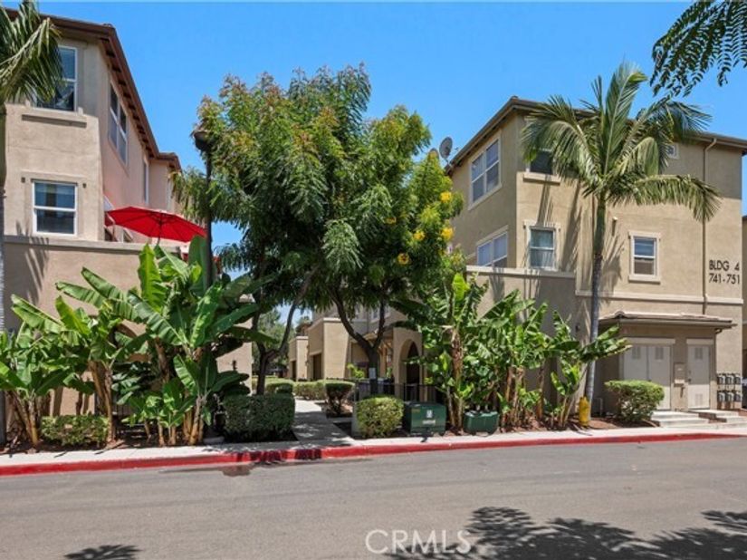 745 Paradise, National City CA 91950