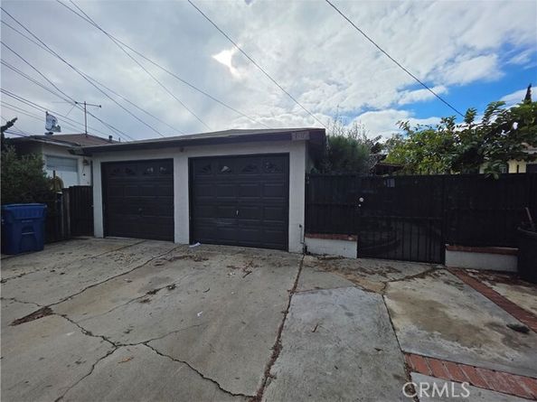 3316 112th, Inglewood CA 90304