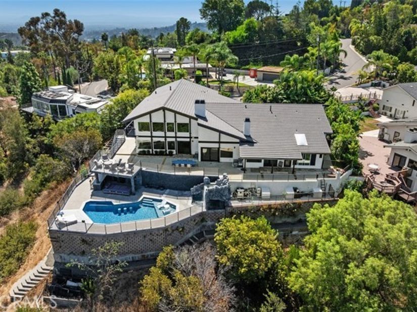 1711 Sirrine, Santa Ana CA 92705