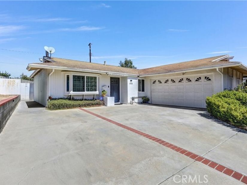 3426 S Hedgerow, West Covina CA 91792