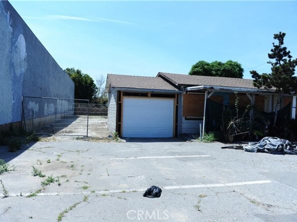 4518 W 1st Street, Santa Ana CA 92703