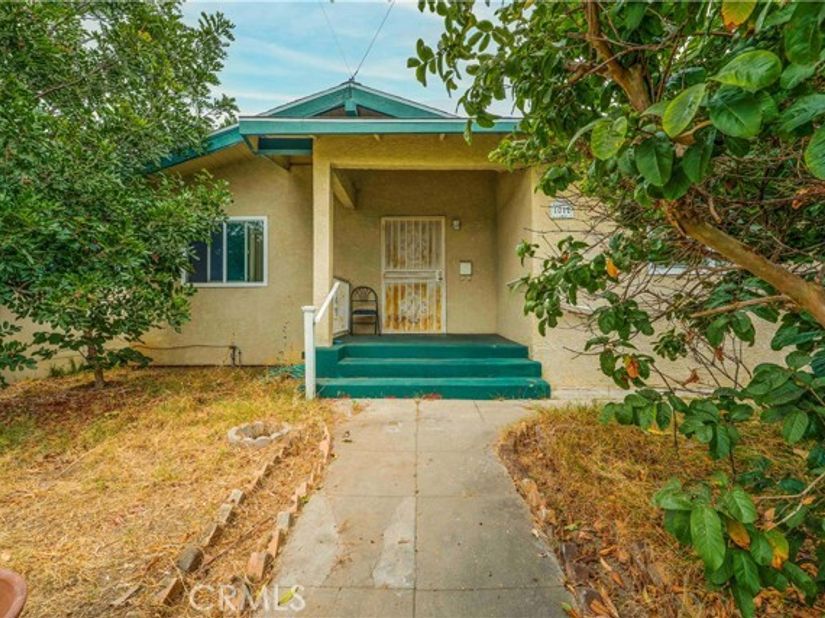 1012 Vina, Long Beach CA 90813
