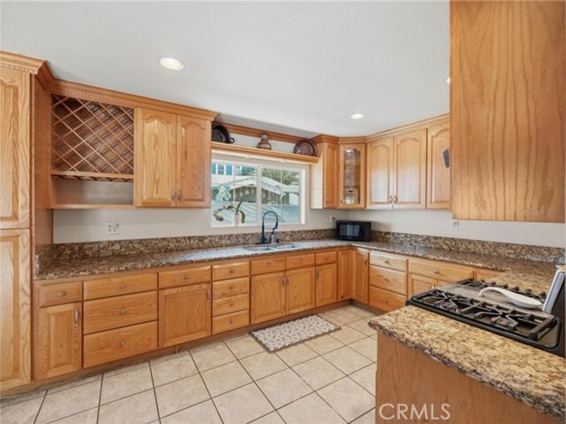 3071 Oregon, Los Angeles CA 90023