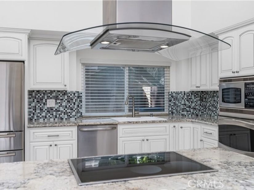 3413 Summerset, Costa Mesa CA 92626