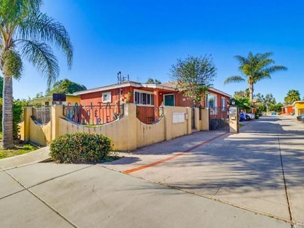 220 W Calle Primera, San Ysidro (san Diego) CA 92173