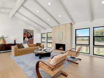 8838 La Jolla Scenic Drive