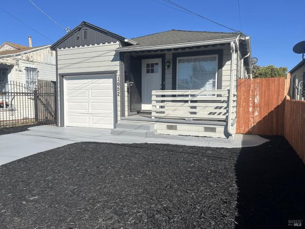 1652 71st Avenue, Oakland CA 94621