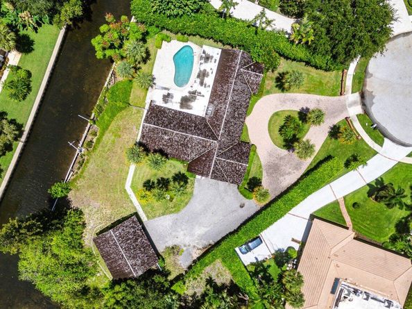 11991 Lake Shore Place, North Palm Beach FL 33408