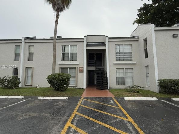 4469 Treehouse Lane B, Tamarac FL 33319