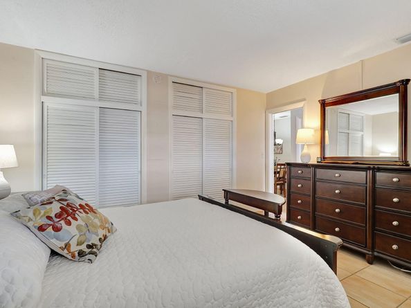 16790 NE 14th Avenue 310, Miami FL 33162