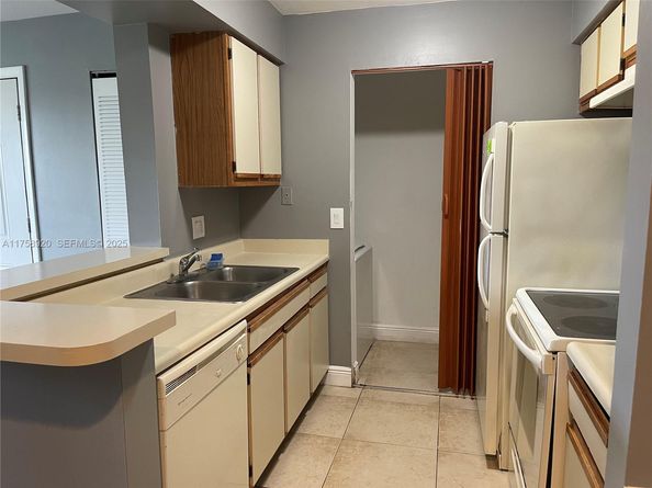 1247 SW 46th Avenue 1312, Pompano Beach FL 33069