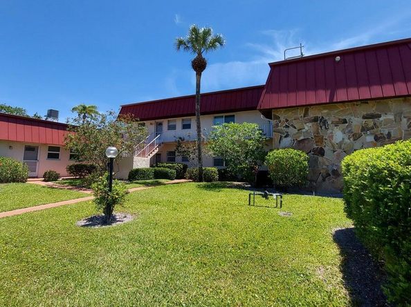 12019 W Greenway Dr 203, Royal Palm Beach FL 33411