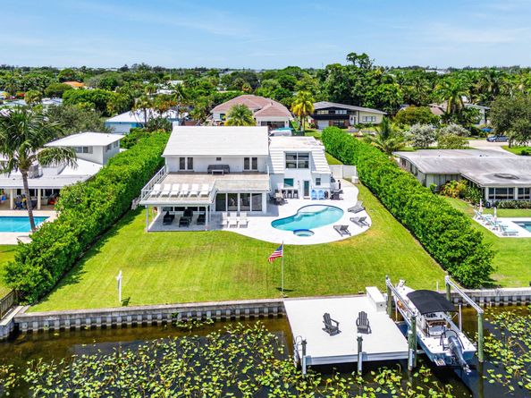 7150 W Lake Drive, Lake Clarke Shores FL 33406