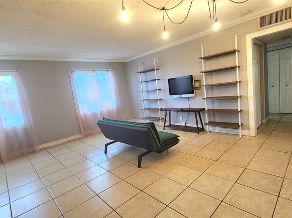 2008 S Jackson St C7, Hollywood FL 33020