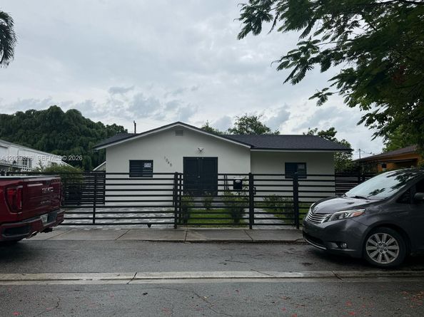 1045 NW 58th Terrace, Miami FL 33127