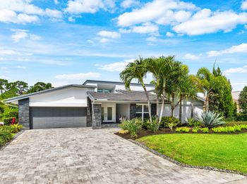 632 Lakewoode Circle W