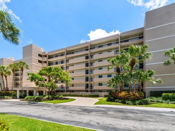 6562 Boca Del Mar Drive