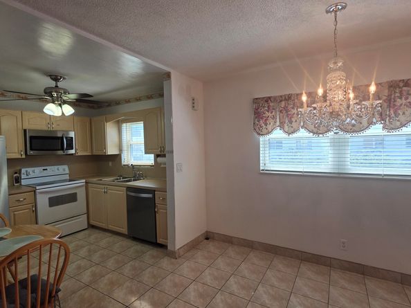 5300 Washington Street G221, Hollywood FL 33021