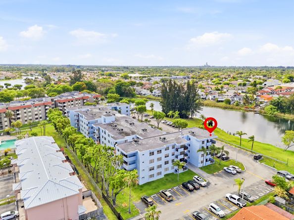 1221 SW 122nd Avenue 401, Miami FL 33184