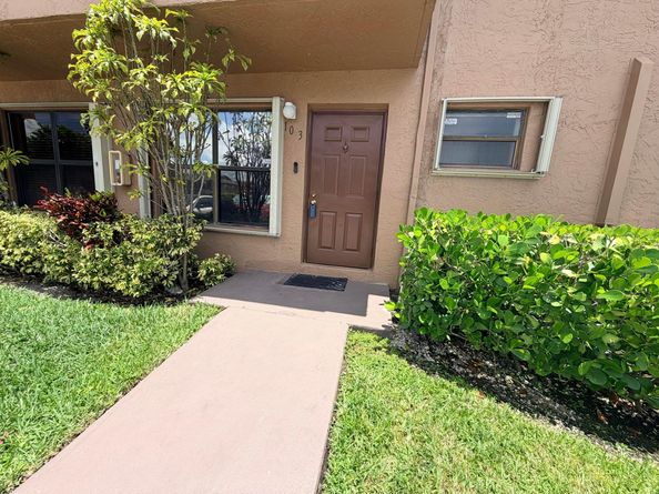 10059 Winding Lake Road 103, Sunrise FL 33351