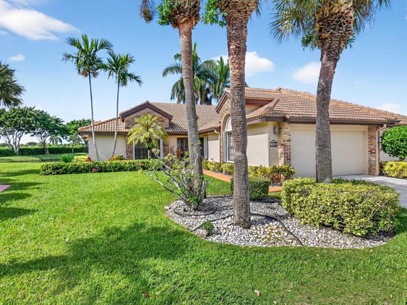 8225 Cassia Drive, Boynton Beach FL 33472