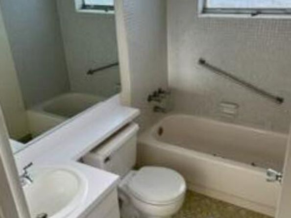 193 Saxony E, Delray Beach FL 33446