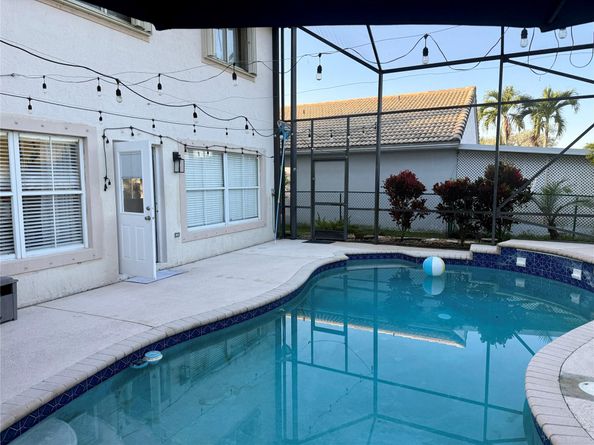 5522 NW 125th Ter, Coral Springs FL 33076