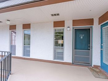 3 Greenway Village North N