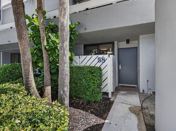 1100 SE 5th Ct 58, Pompano Beach FL 33060