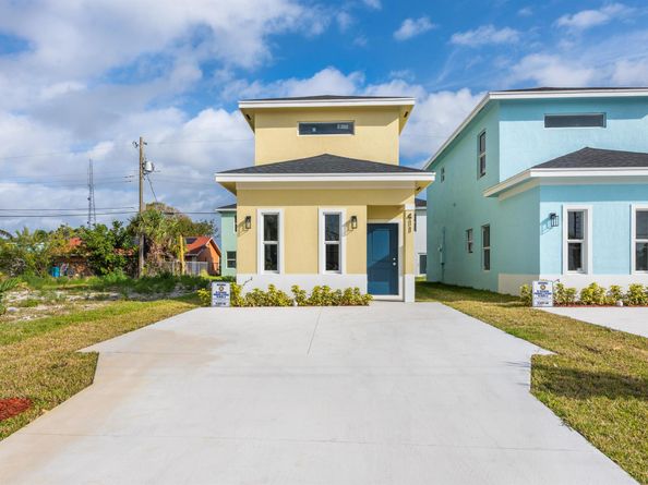 411 NW 12th Avenue, Boynton Beach FL 33435