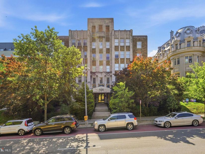 2440 16TH Street NW 416, Washington DC 20009