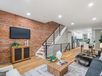 1629 Ellsworth